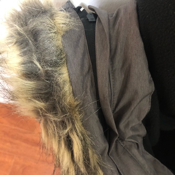 Winter jacket - Picture 4 of 5